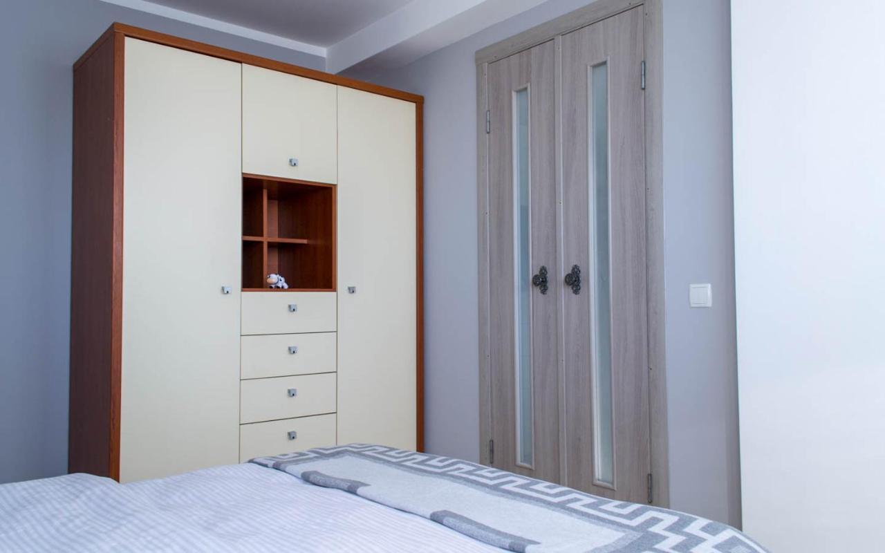 Cozy 2-Room Apartment On Zhvanetsky Boulevard Odessa Luaran gambar