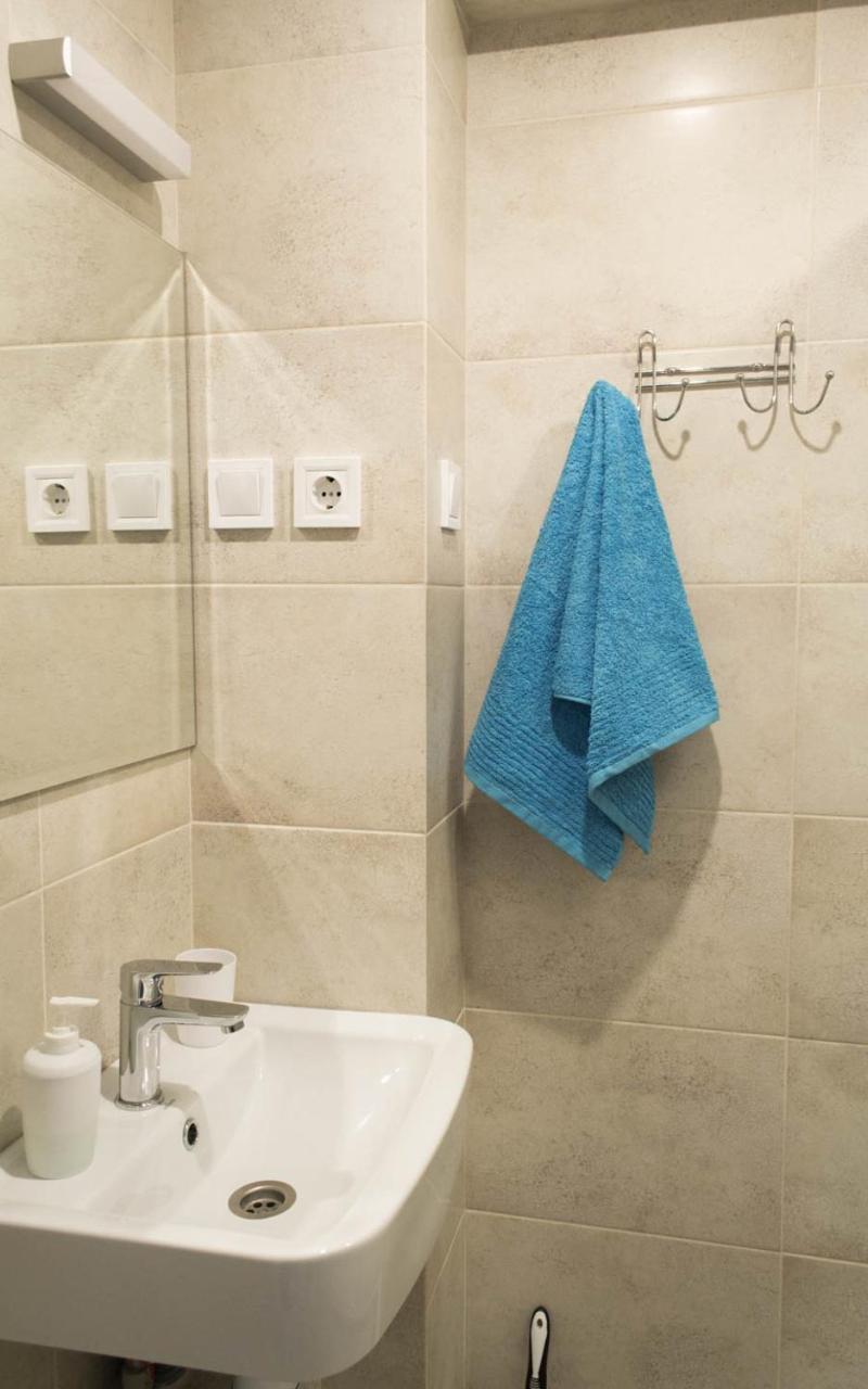 Cozy 2-Room Apartment On Zhvanetsky Boulevard Odessa Luaran gambar