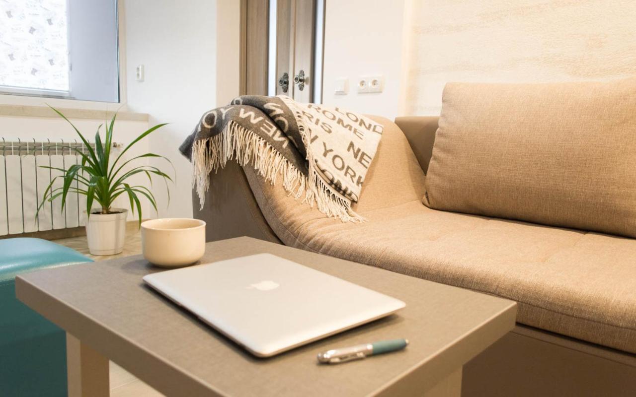 Cozy 2-Room Apartment On Zhvanetsky Boulevard Odessa Luaran gambar